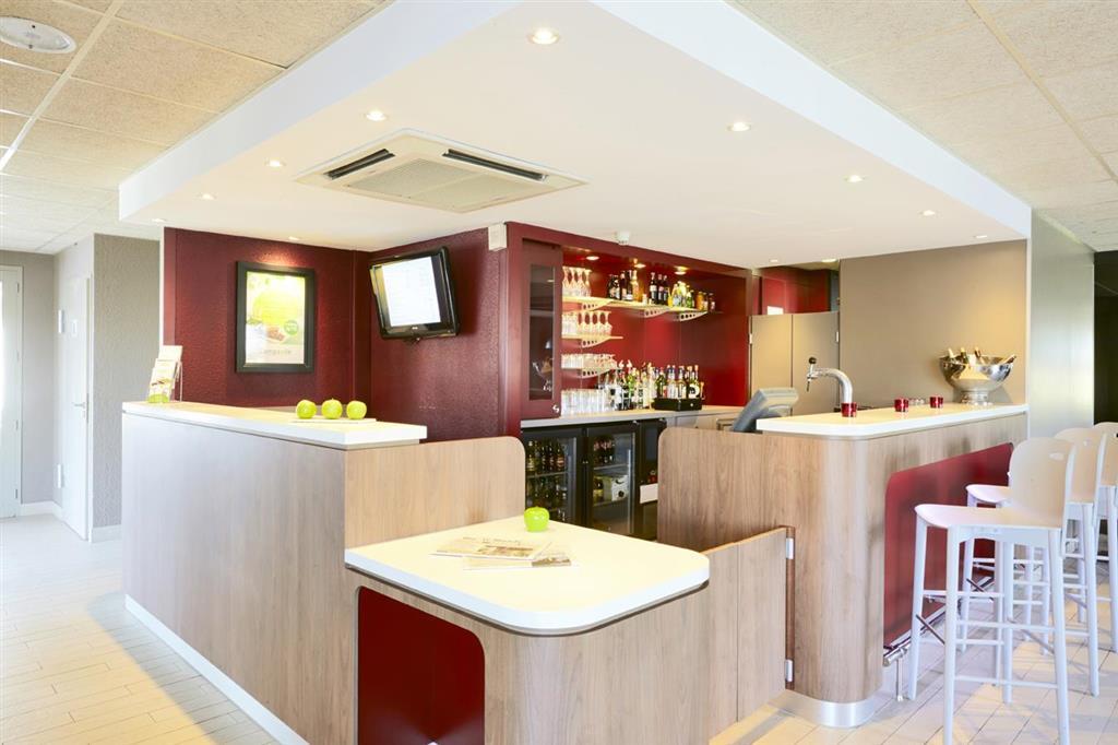Campanile Auxerre - Hotel